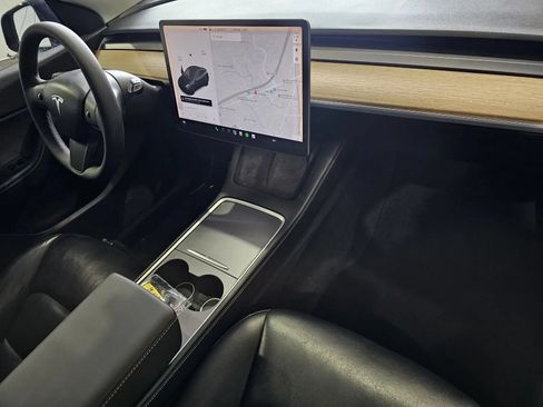 Used 2021 Tesla Model Y Performance AWD/4WD image 5