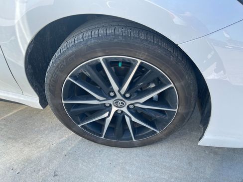 Used 2024 Toyota Camry SE w/ Cold Weather Package image 7