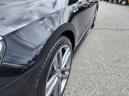 Used 2017 Volkswagen Passat 1.8T R-Line w/ R-Line Lighting Package FWD image 35