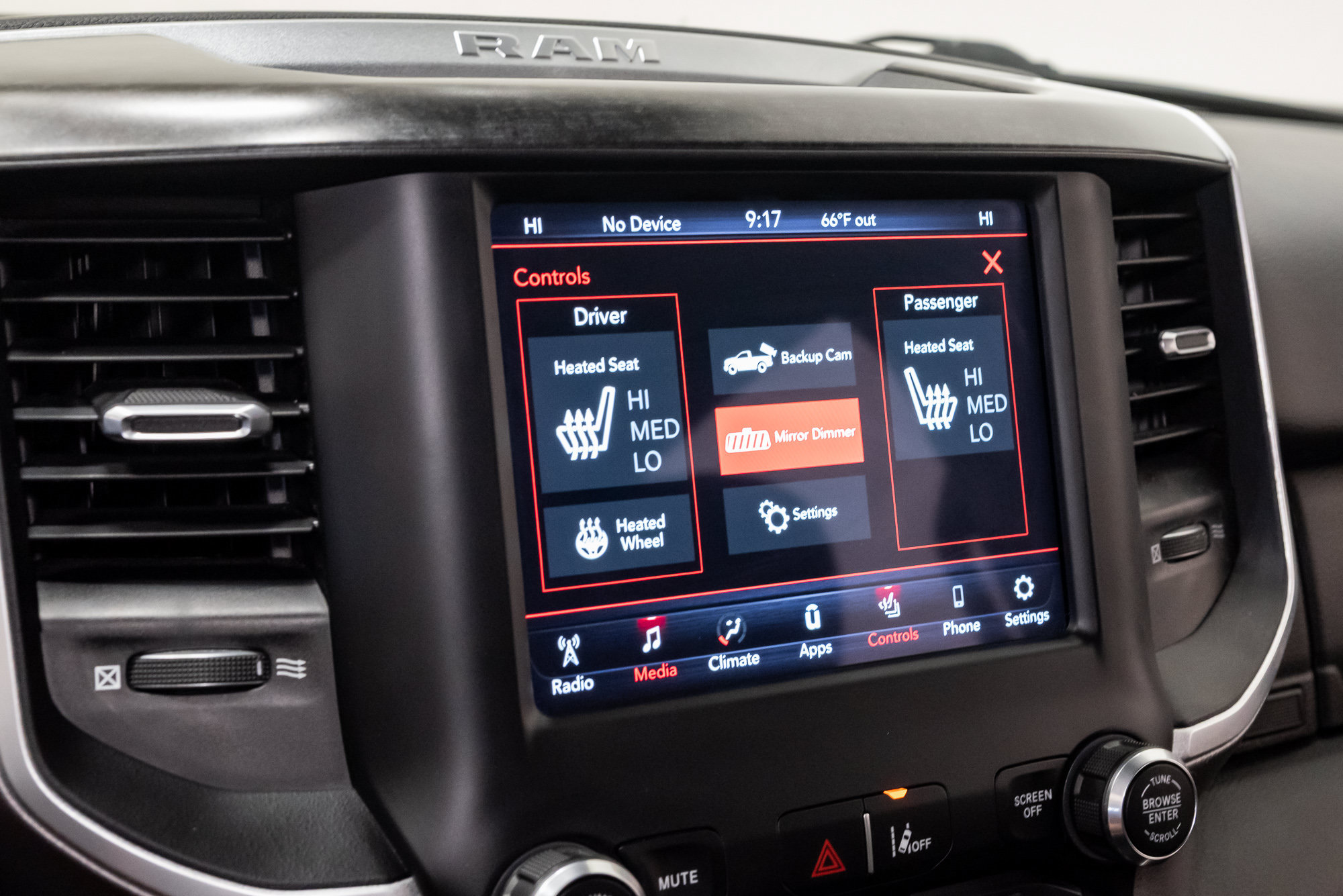 Used 2021 RAM 1500 Big Horn AWD/4WD image 18