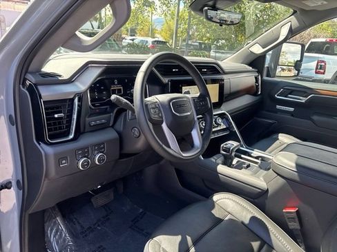 Used 2025 GMC Sierra 1500 Denali w/ Denali Reserve Package AWD/4WD image 10
