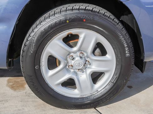 Used 2009 Toyota RAV4 4WD image 10