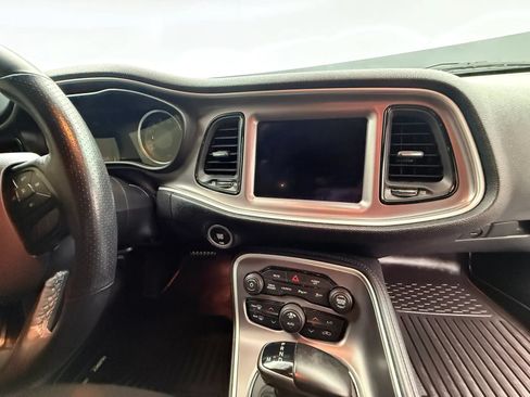 Used 2021 Dodge Challenger R/T Scat Pack RWD image 17