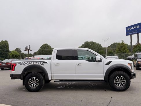 Used 2018 Ford F150 Raptor w/ Equipment Group 802A Luxury AWD/4WD image 10