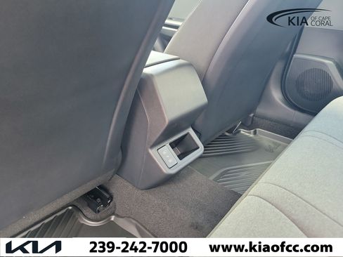 New 2026 Kia K4 FWD image 12