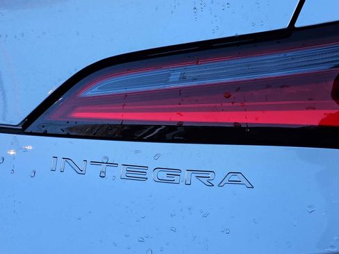 Used 2024 Acura Integra image 30