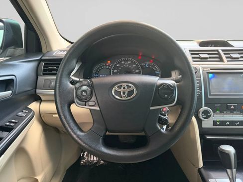 Used 2014 Toyota Camry LE FWD image 22