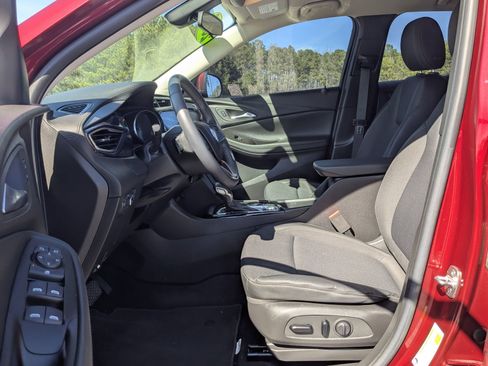 Used 2022 Buick Encore GX Select image 23