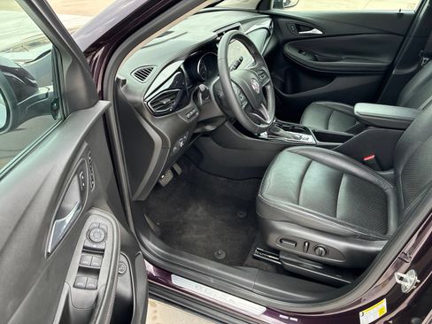 Used 2020 Buick Encore GX Essence w/ Advanced Technology Package FWD image 17