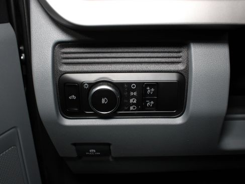 New 2025 Ford F250 XL w/ XL Driver Assist Package image 7