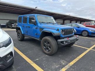 Used 2024 Jeep Wrangler Unlimited Rubicon AWD/4WD video 1