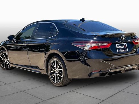 Used 2023 Toyota Camry SE FWD image 12