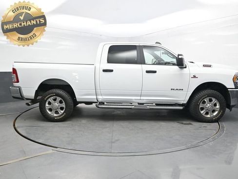 Used 2024 RAM 2500 Big Horn AWD/4WD image 9