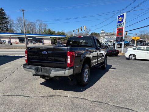 Used 2021 Ford F250 XLT w/ XLT Value Package image 4