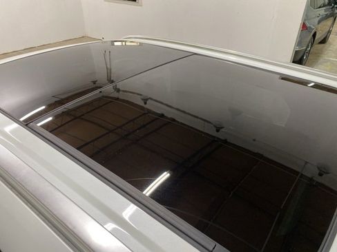 Used 2023 Volvo XC60 B5 Plus w/ Protection Package Premier image 25