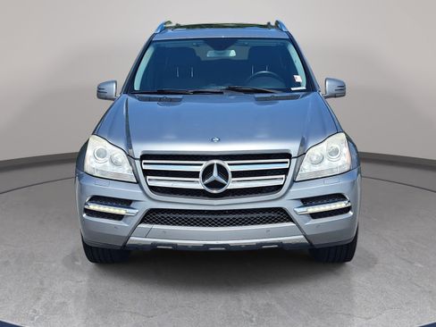 Used 2012 Mercedes-Benz GL 450 4MATIC image 2