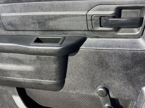 Used 2019 RAM 1500 Express image 16