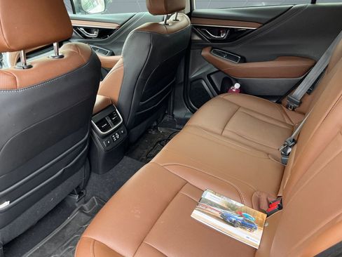 Used 2025 Subaru Outback Touring XT image 9