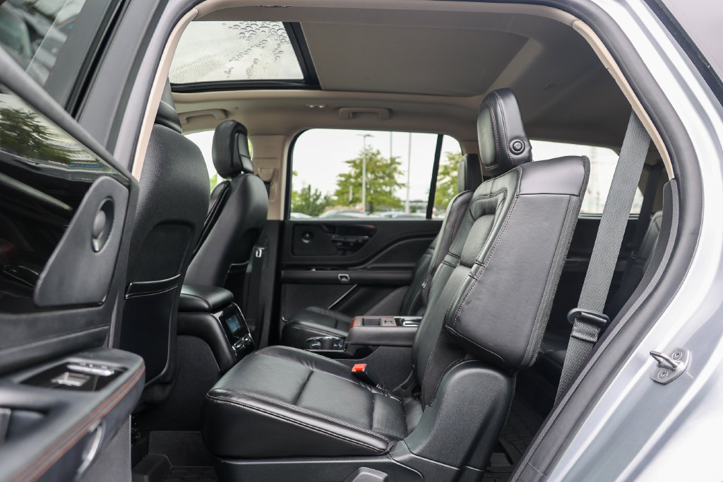 Used 2020 Lincoln Aviator Reserve w/ Equipment Group 201A AWD/4WD image 36
