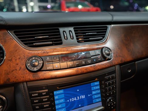 Used 2006 Mercedes-Benz CLS 55 AMG image 15
