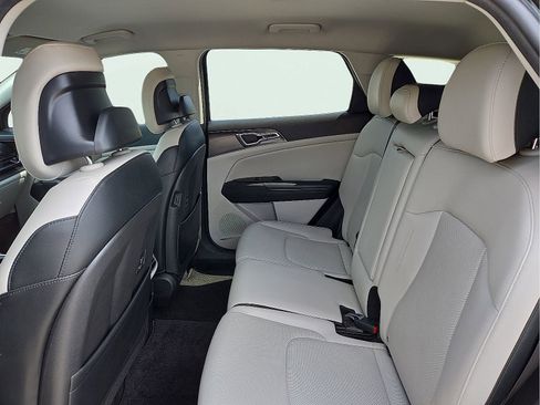 Used 2023 Kia Sportage EX FWD image 10