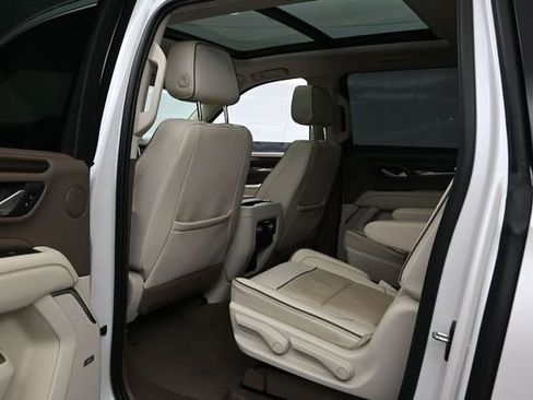 Used 2022 GMC Yukon XL Denali AWD/4WD image 20
