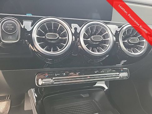 Used 2025 Mercedes-Benz CLA 250 image 26
