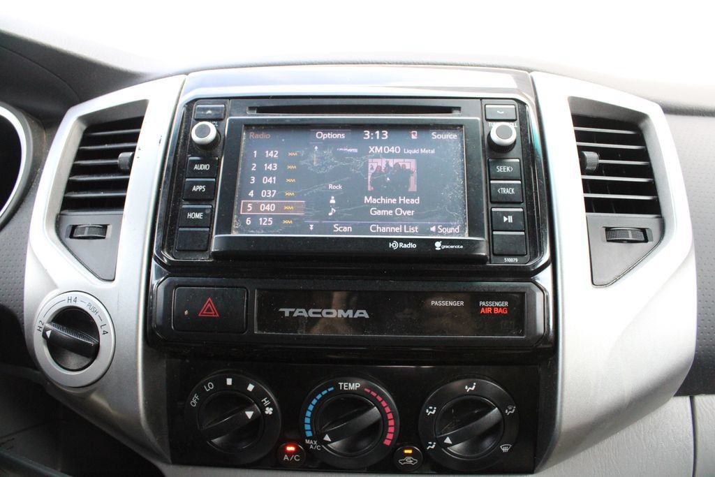 Used 2015 Toyota Tacoma 4x4 Double Cab w/ SR5 Package image 14