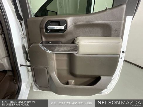 Used 2019 Chevrolet Silverado 1500 LTZ w/ LTZ Texas Edition AWD/4WD image 19