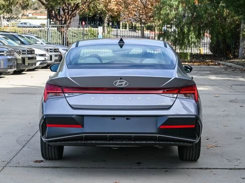 New 2026 Hyundai Elantra Limited image 6