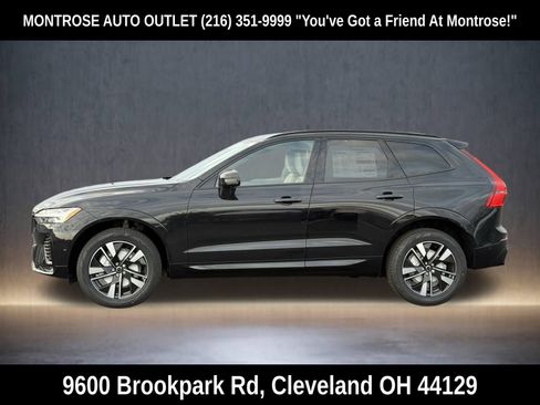 New 2026 Volvo XC60 B5 Plus w/ Protection Package Premier image 3