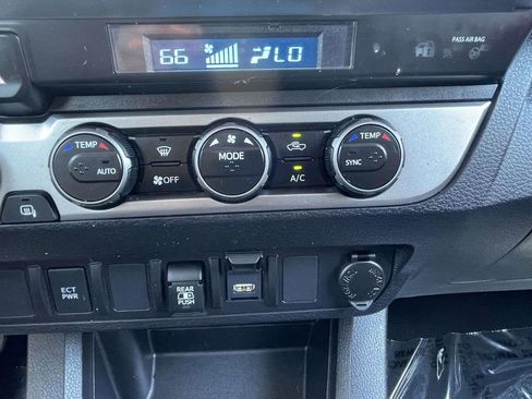 Used 2023 Toyota Tacoma SR5 AWD/4WD image 35