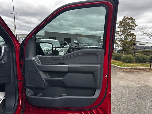 New 2025 Ford F150 XLT w/ Equipment Group 301A Standard image 32