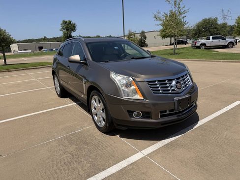 Used 2016 Cadillac SRX Performance w/ Driver Awareness Package FWD image 2