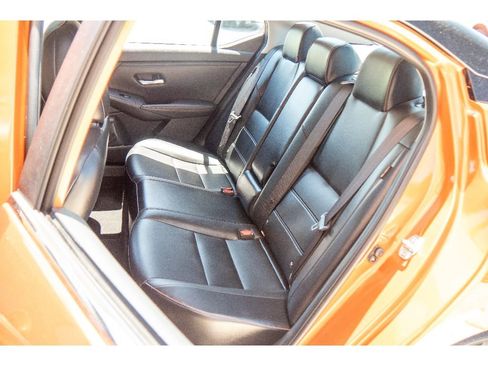 Used 2023 Nissan Sentra SR w/ SR Premium Package FWD image 18
