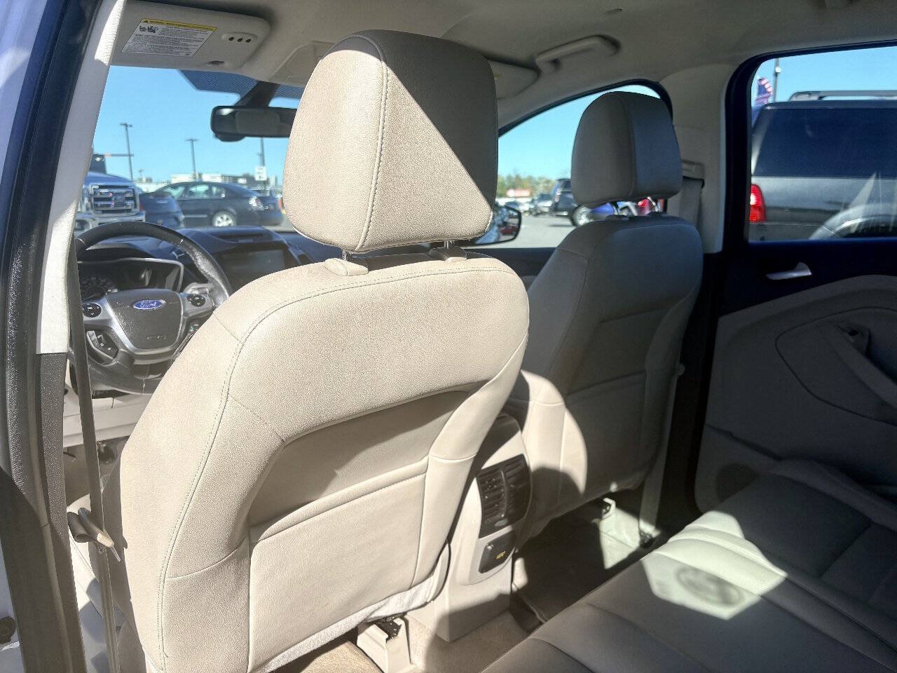 Used 2014 Ford C-MAX Energi SEL FWD image 23