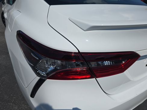 Used 2024 Toyota Camry SE FWD image 32