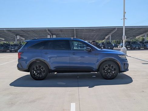 Used 2023 Kia Sorento SX AWD/4WD image 6