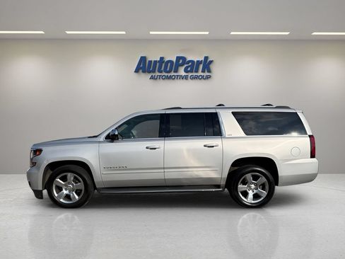 Used 2016 Chevrolet Suburban LTZ AWD/4WD image 4