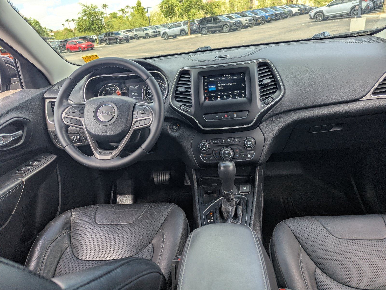 Used 2020 Jeep Cherokee Latitude Lux w/ Comfort/Convenience Group FWD image 15