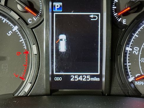 Used 2022 Toyota 4Runner SR5 RWD image 18