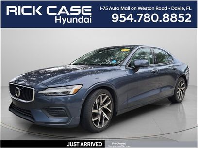 Used 2020 Volvo S60 T5 Momentum