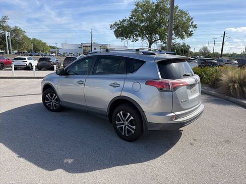 Used 2016 Toyota RAV4 LE image 7