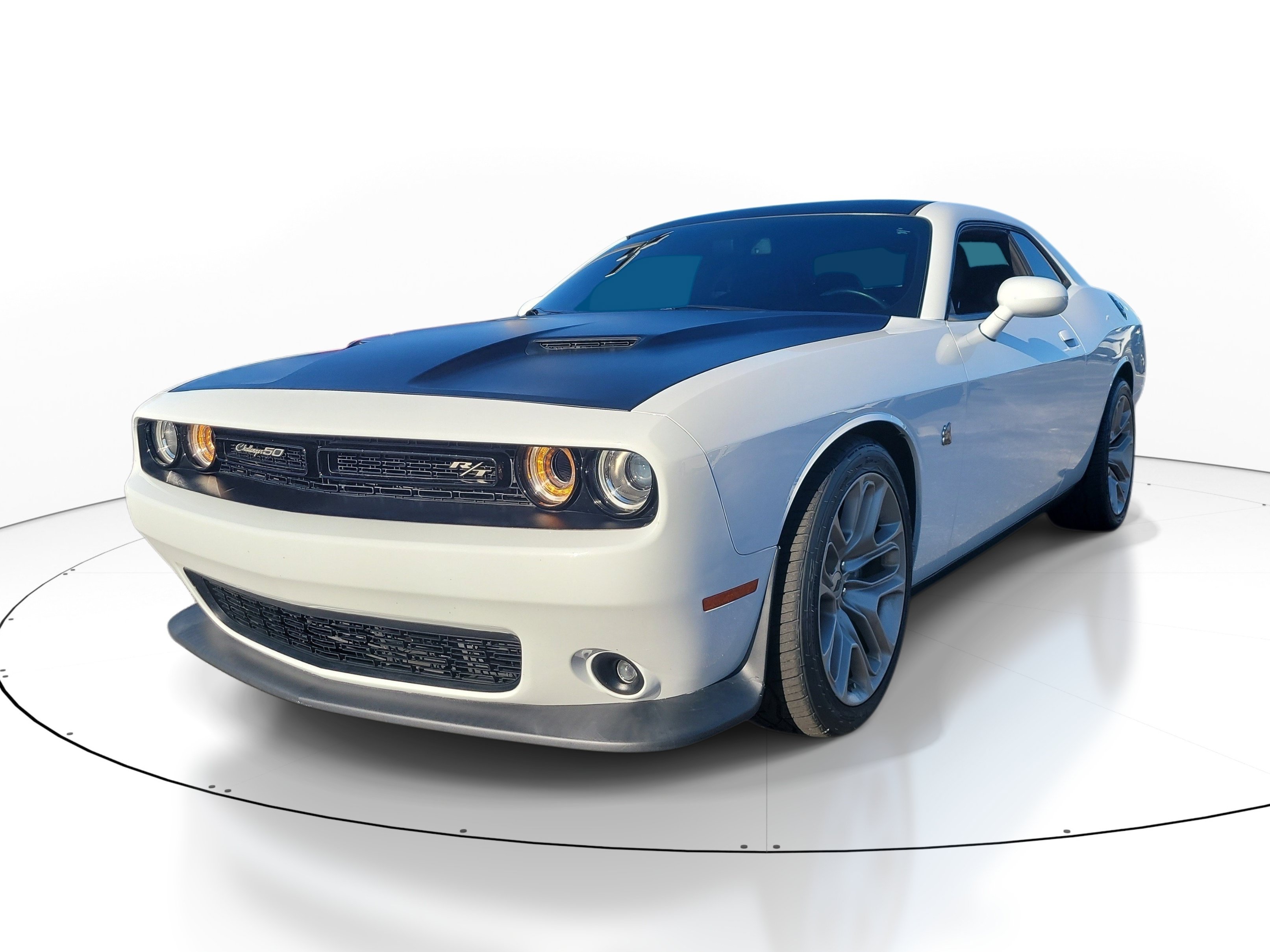 Used 2020 Dodge Challenger R/T Scat Pack RWD image 3