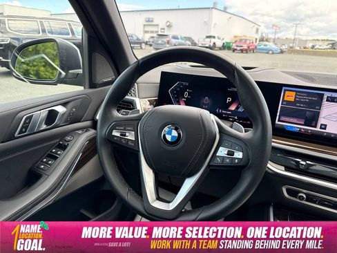 Used 2026 BMW X5 xDrive40i AWD/4WD image 15