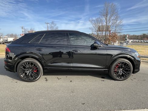 Used 2024 Audi SQ8 Prestige w/ Prestige Package image 9