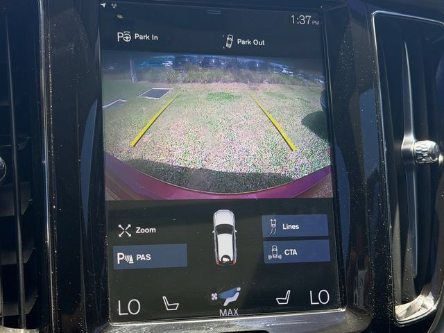 Used 2019 Volvo XC60 T5 Momentum w/ Multimedia Package FWD image 26
