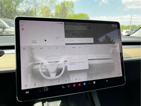 Used 2021 Tesla Model 3 Long Range AWD/4WD image 28