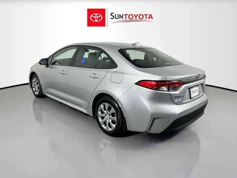 Used 2026 Toyota Corolla LE FWD image 6