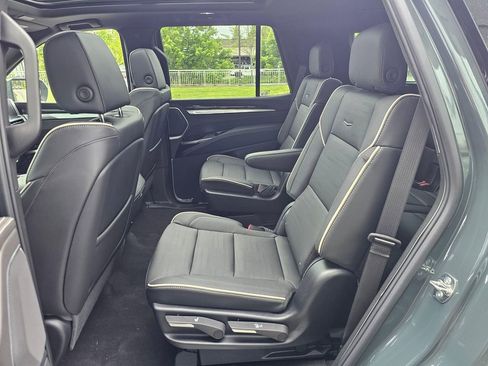 New 2026 Cadillac Escalade Sport w/ Touring Package AWD/4WD image 17
